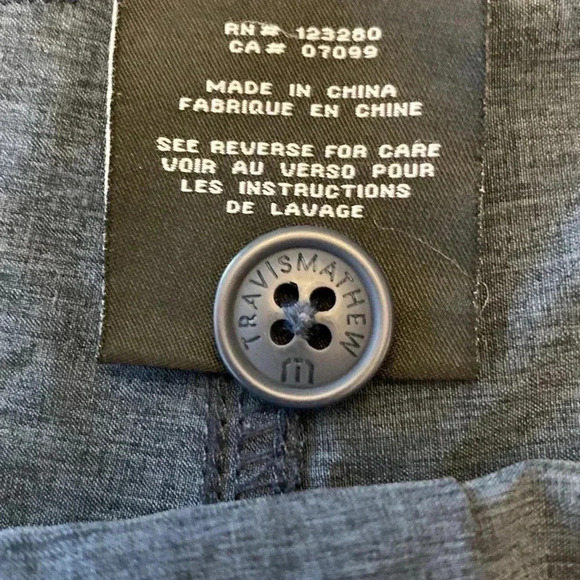 TRAVIS MATHEW MENS GOLF SHORTS SIZE 40 INSEAM APPROX10.5” NAVY PALM TREE DESIGN - Picture 6 of 10